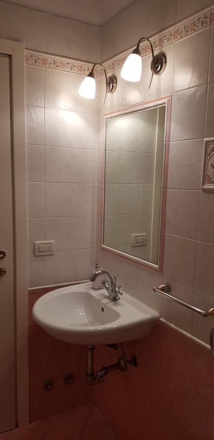 Ca Del Vescovo Bed & Breakfast Imperia Luaran gambar