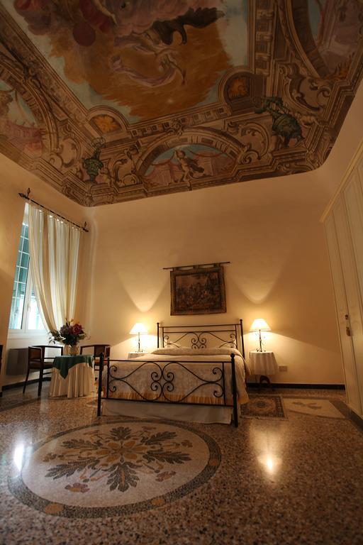 Ca Del Vescovo Bed & Breakfast Imperia Bilik gambar
